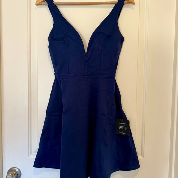 *NWT* (S) Lulu's Love Galore Navy Blue Strappy Sleeveless Skater Dress - Picture 5 of 7